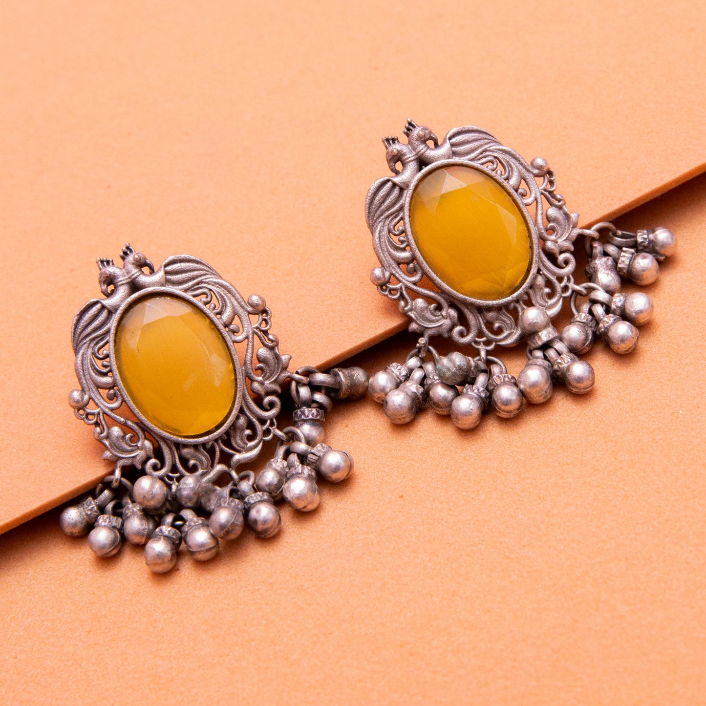 Yellow kanthi Necklace with earrings
