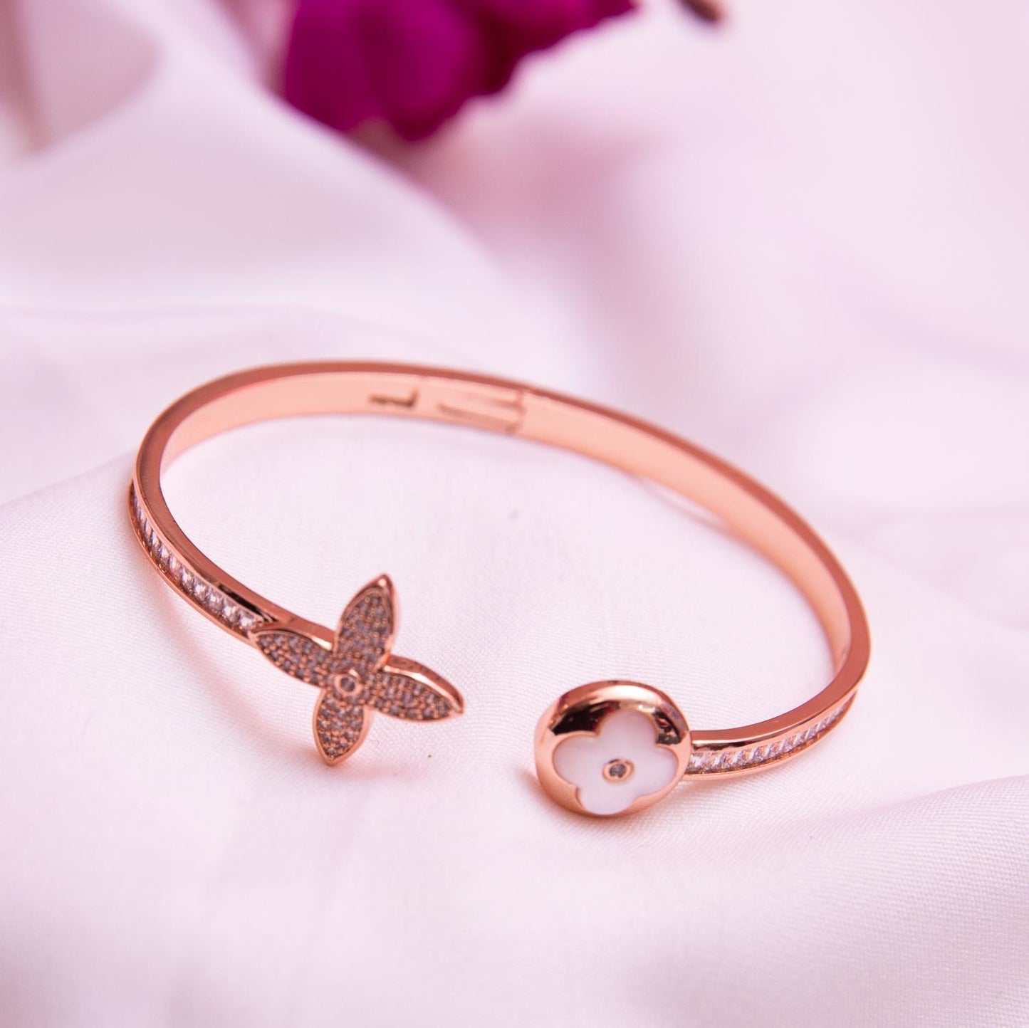Rose gold Bracelet