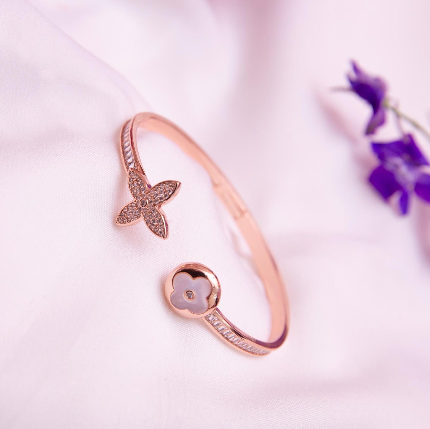 Rose gold Bracelet