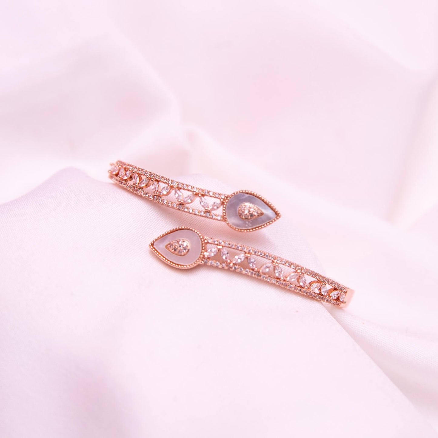 Mother Pearl Rose Gold Bracelet