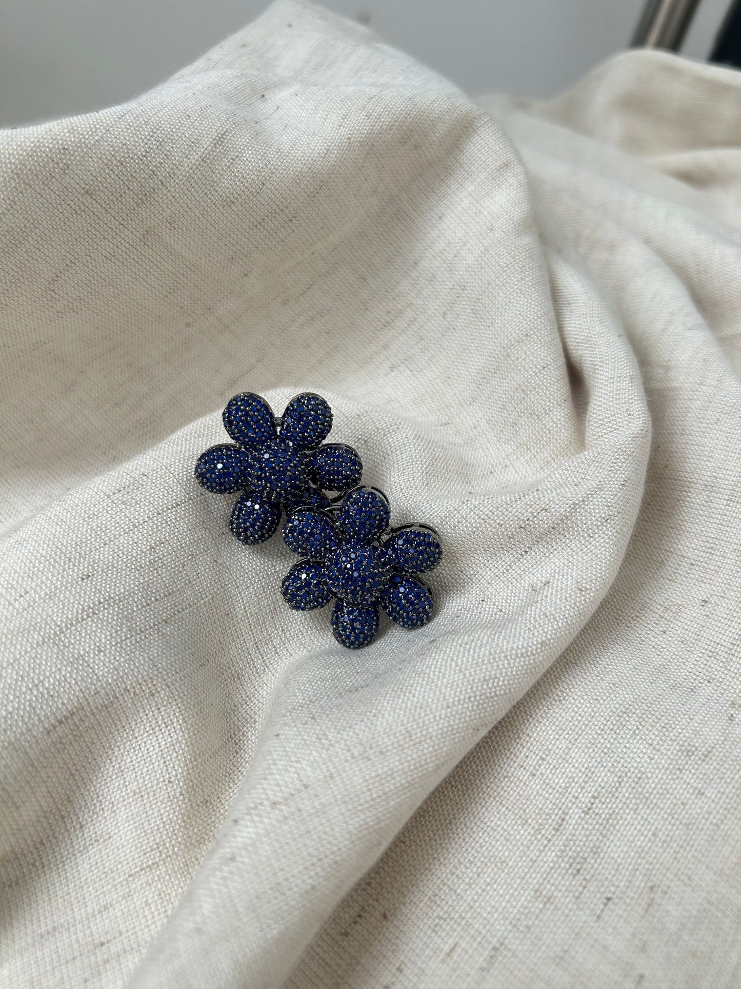 Gul Earrings