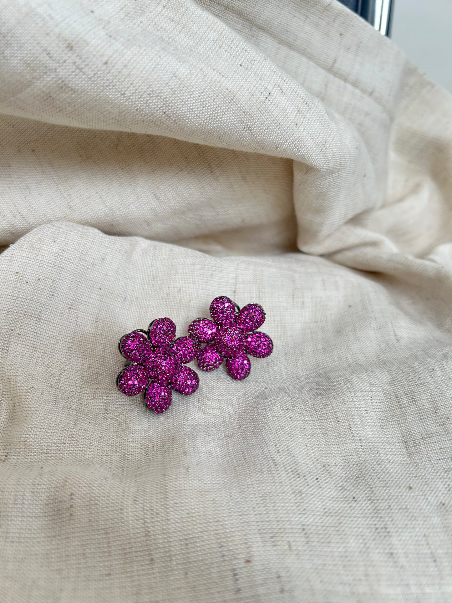Gul Earrings