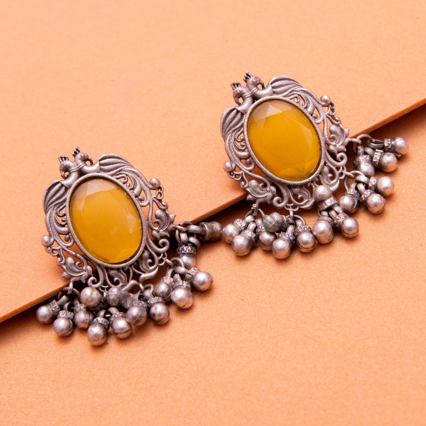 Yellow kanthi Necklace with earrings