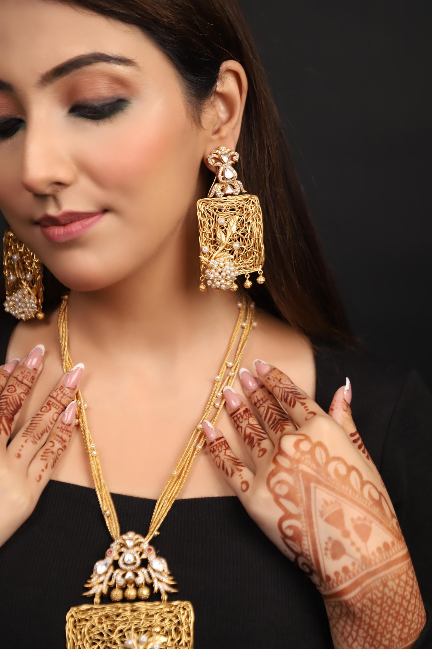 Gold Pendant Set