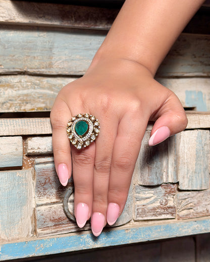 Emerald grace ring