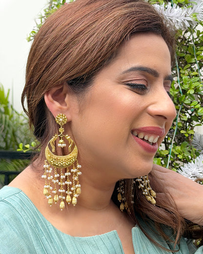 Gold Kundan Pearl Chaandbali