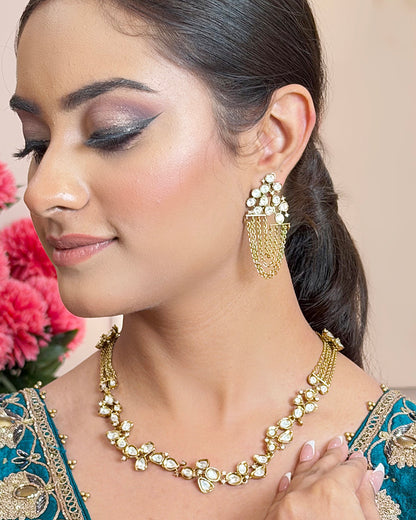 Naira Kundan set