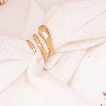 Twirl Ring