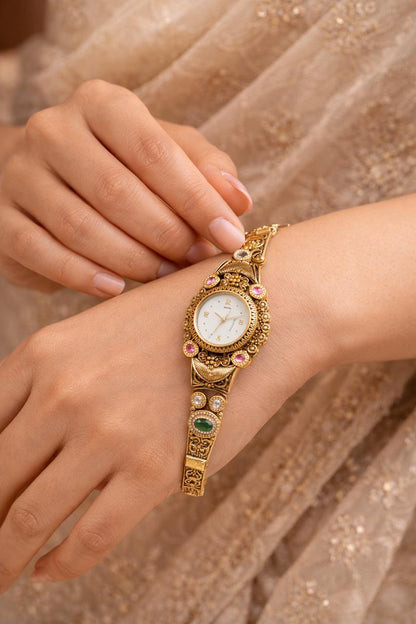Noor Royale watch